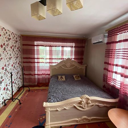 Михайлівська Квартира Zhytomyr Luaran gambar